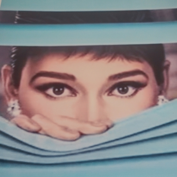 AUDREY HEPBURN BREAKFAST AT TIFFANY'S 8.5x11 ULTRA PREMIUM GLOSSY REPRINT POSTER - Picture 6 of 7